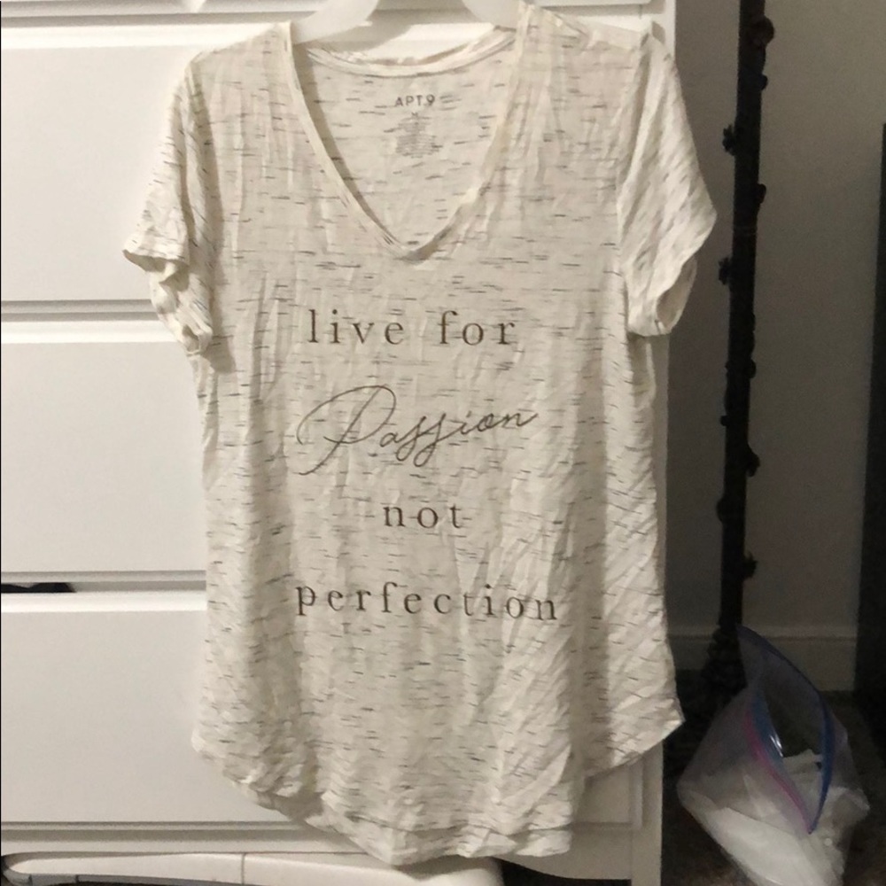 Short sleeve shirt